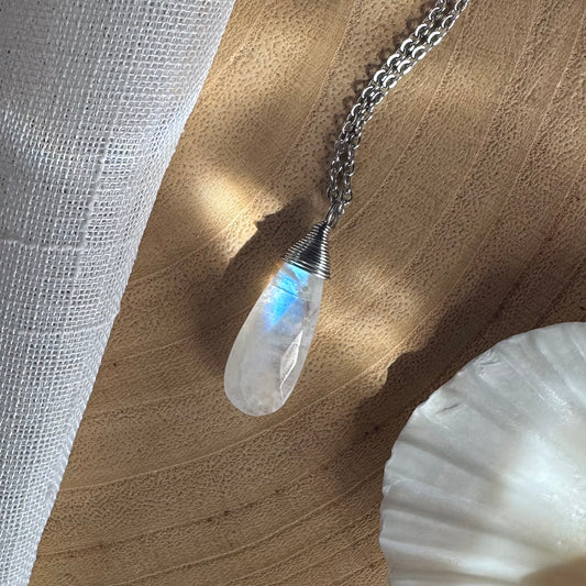 Rainbow Moonstone Necklace